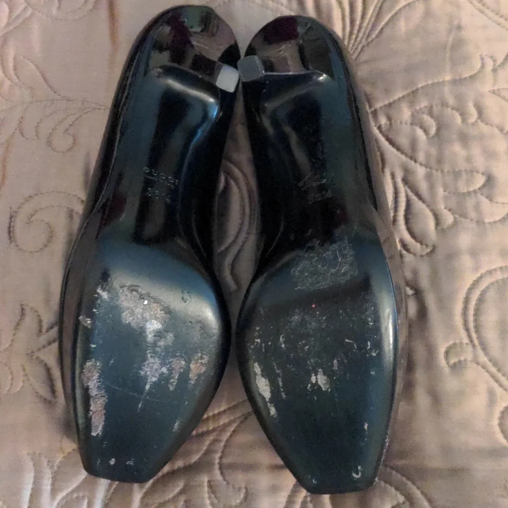 GUCCI Patent Leather Platform Stilletto Heels - Picture 5 of 11